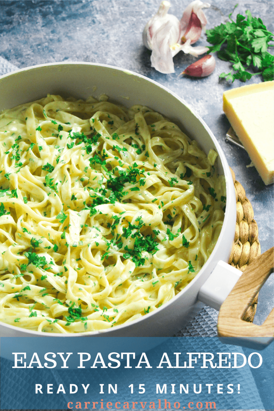 Fettuccine Alfredo (V), Lunch & Dinner Menu