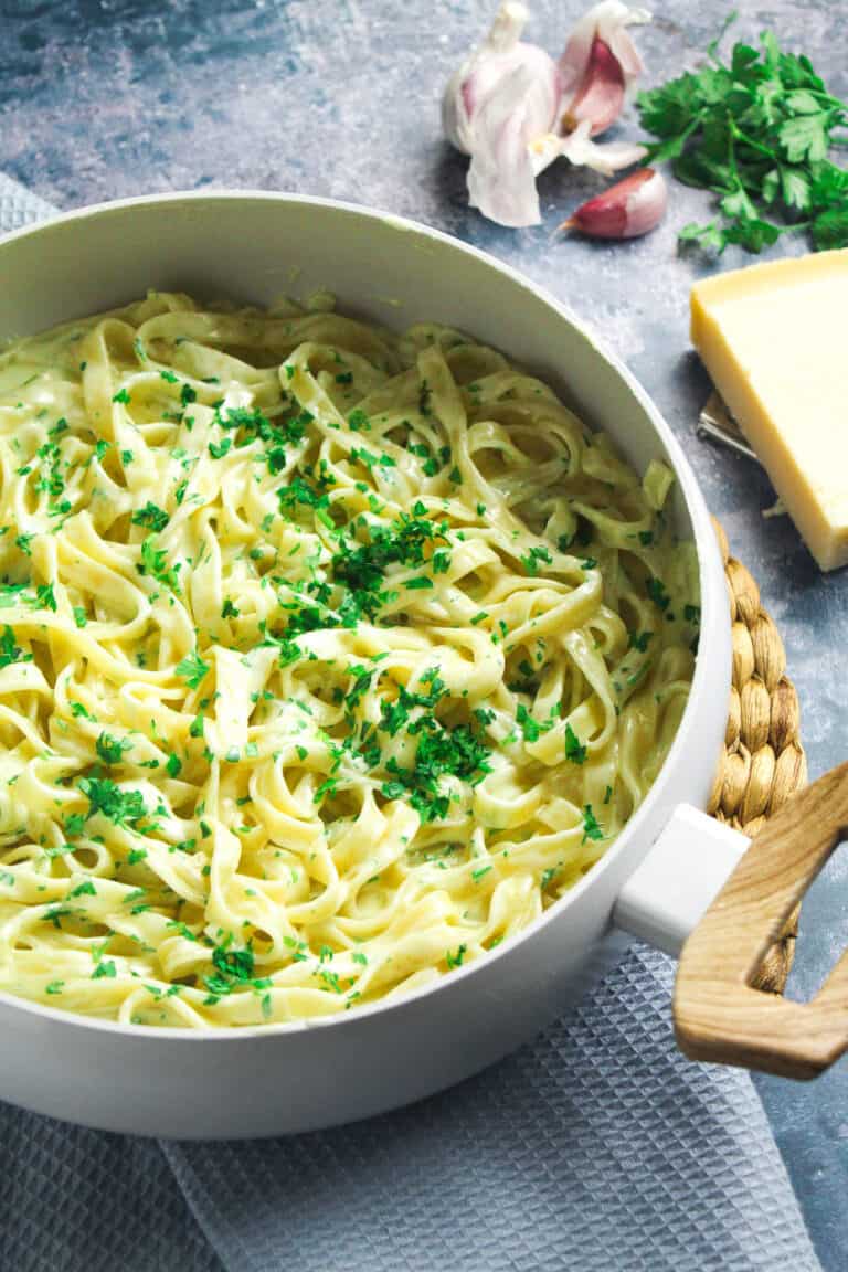 Easy Pasta Alfredo