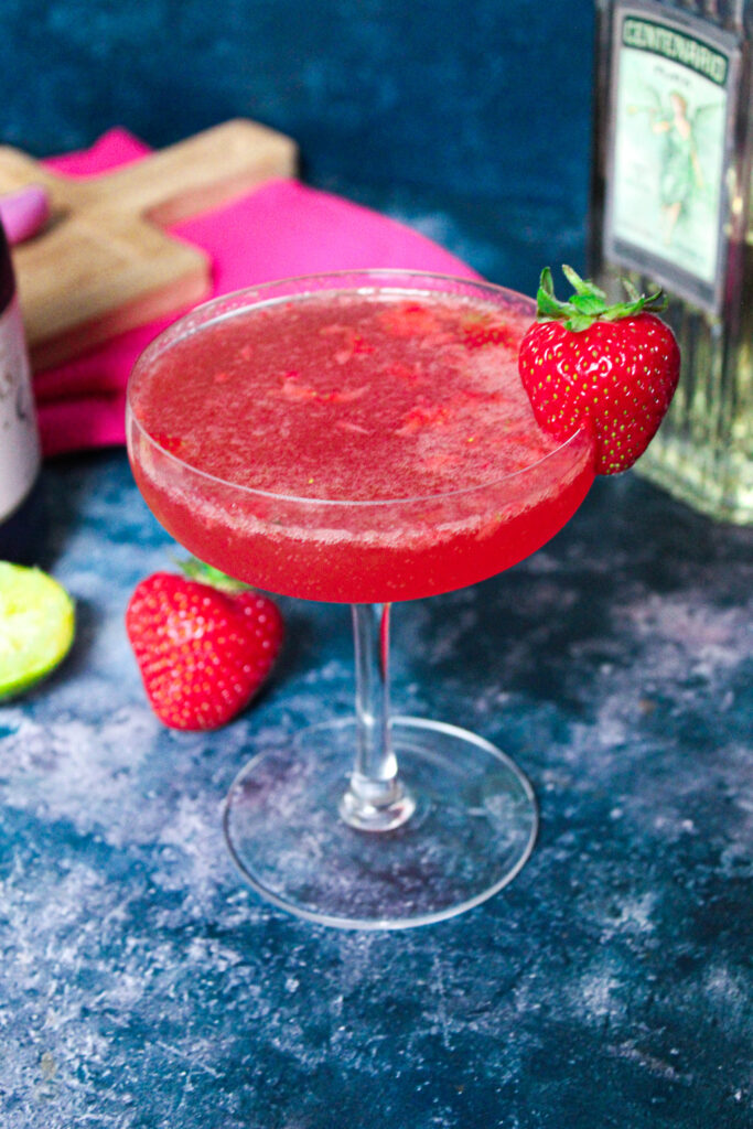 Strawberry Fizz cocktail with prosecco and tequila.