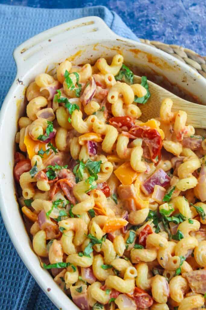 Baked Boursin Tomato Pasta - Carrie's Kitchen