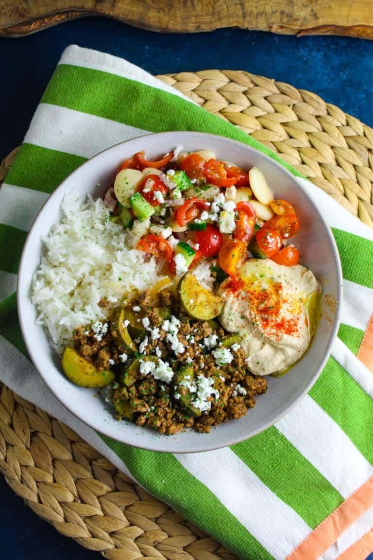 Easy Beef and Hummus salad bowls.
