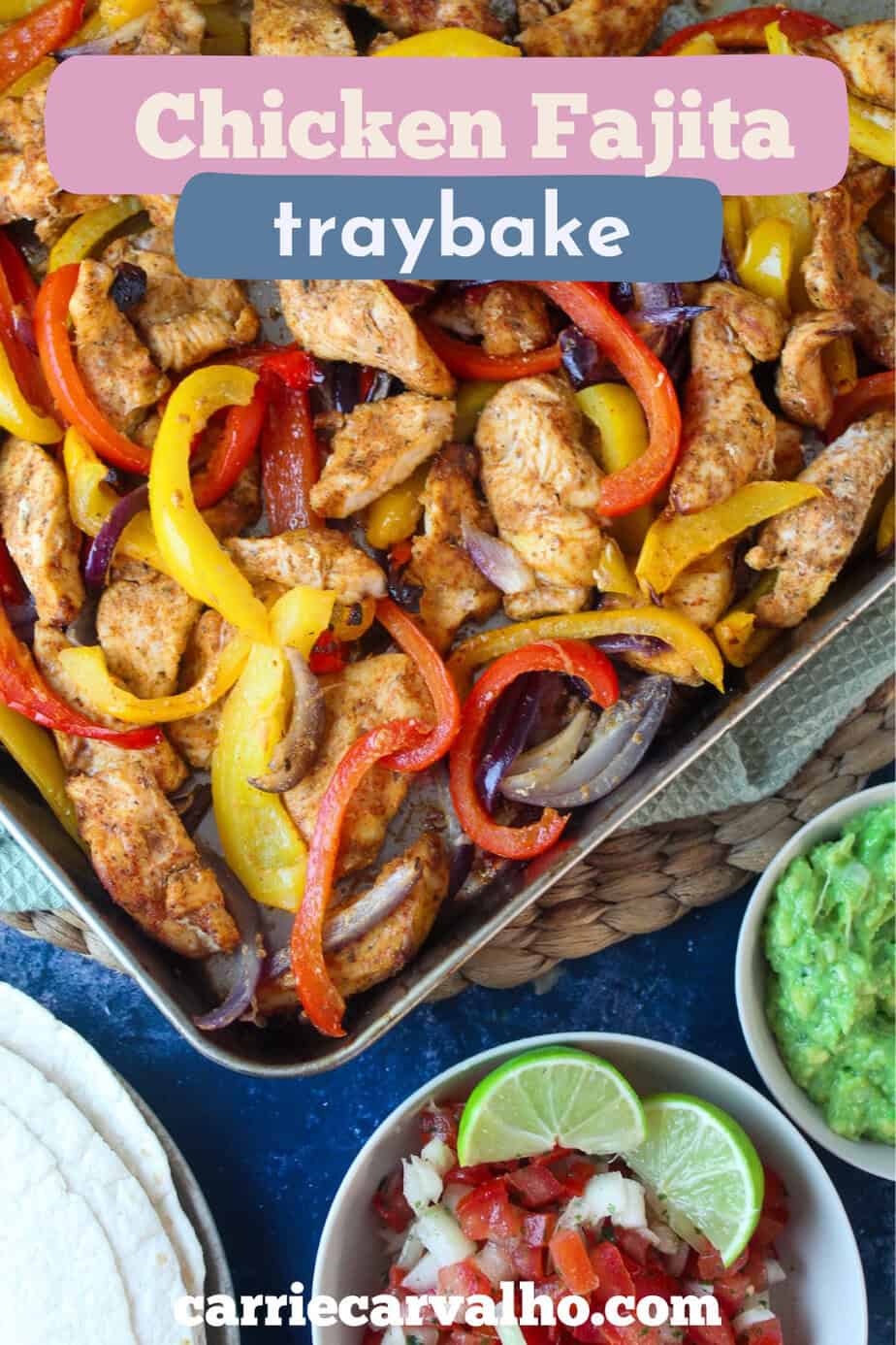 Easy Chicken Fajita Traybake (One Pan, 30 Minutes)